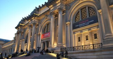 Выставка работ Рафаэля в Метрополитен-музее